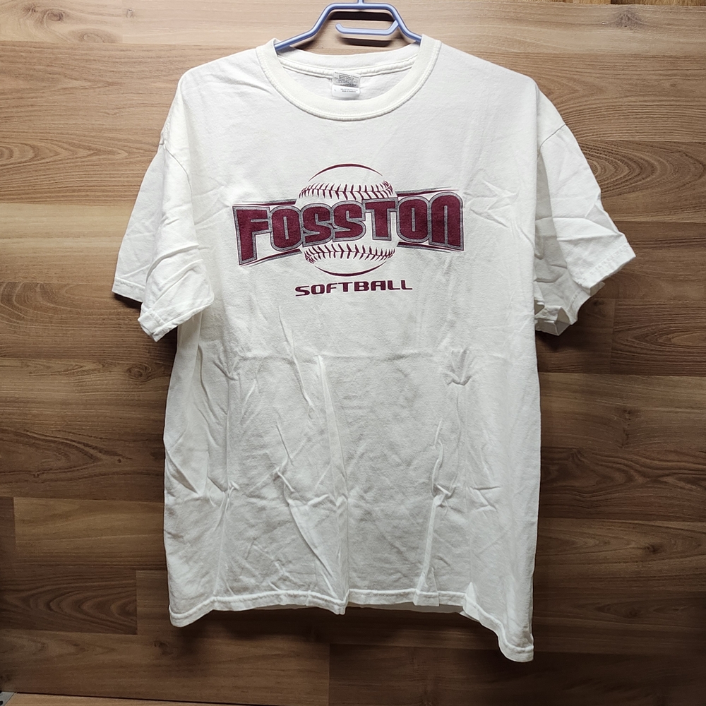 Gildan Cream Tee with Fosston Softball Design